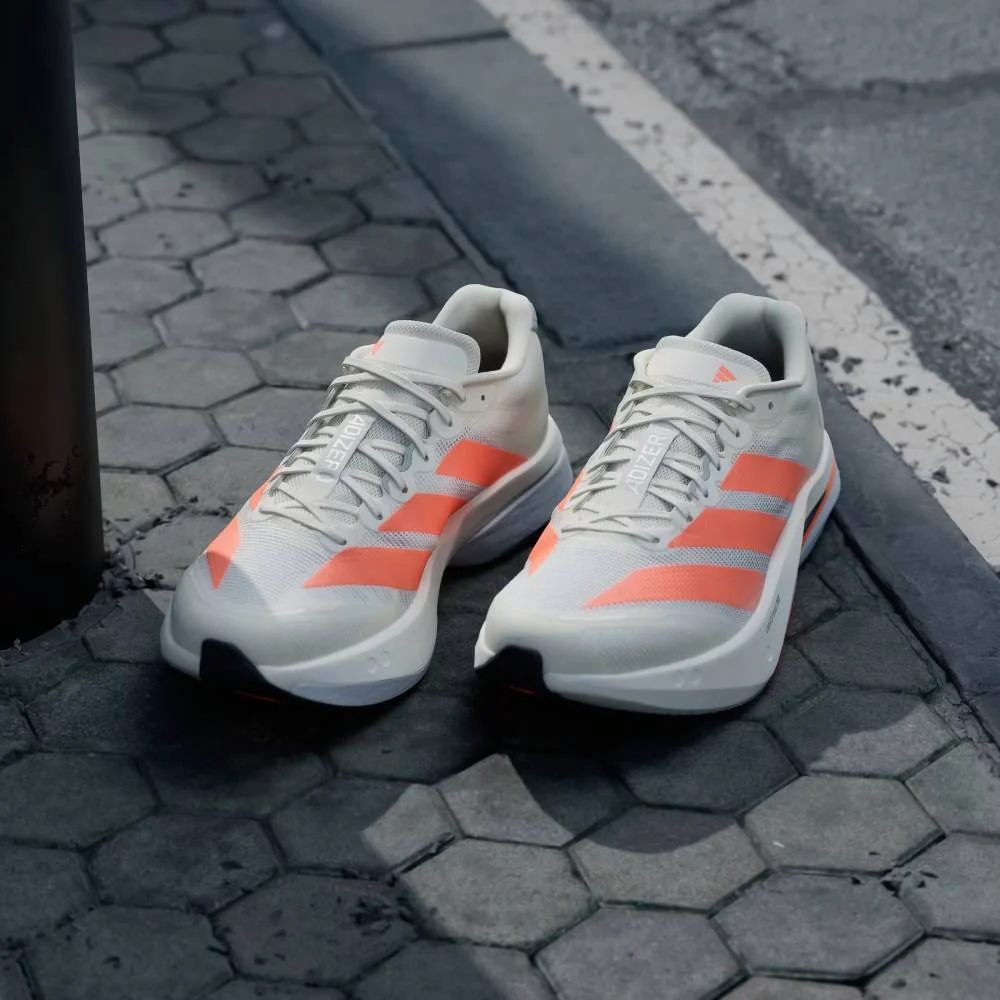 ZAPATILLAS ADIDAS ADIZERO BOSTON 13 - Off White / Lucid Orange / Grey - Image 2