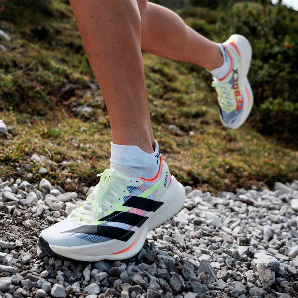 ZAPATILLAS ADIDAS TERREX AGRAVIC SPEED ULTRA 2 - Cloud White / Core Black / Semi Impact Orange - Image 3