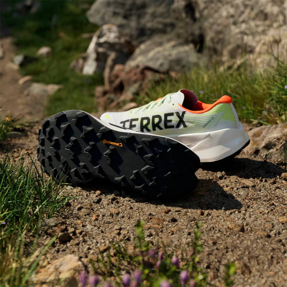 ZAPATILLAS ADIDAS TERREX AGRAVIC TT MUJER - Cloud White / Core Black / Impact Orange - Image 13