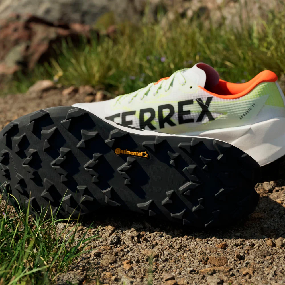 ZAPATILLAS ADIDAS TERREX AGRAVIC TT MUJER - Cloud White / Core Black / Impact Orange - Image 7