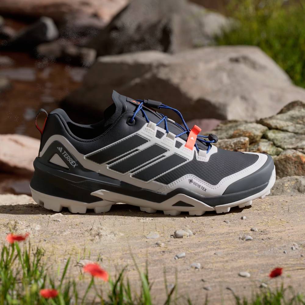 ZAPATILLAS ADIDAS TERREX SKYCHASER GORE-TEX - Core Black / Core Black / Grey One - Image 3