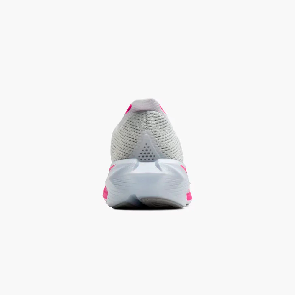 ZAPATILLAS BROOKS HYPERION 3 MUJER - White / Luminary / Cyber Pink - Image 5