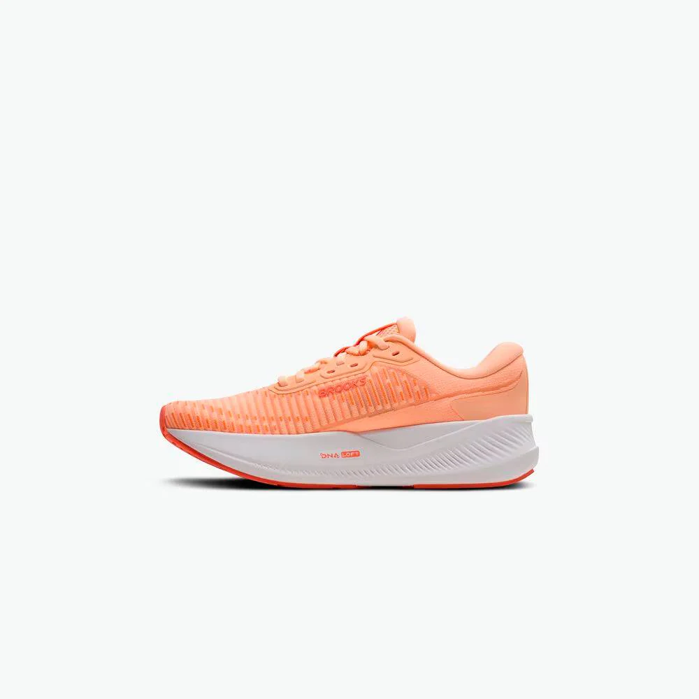 ZAPATILLAS BROOKS REVEL MAX MUJER - Peach Echo / White - Image 4
