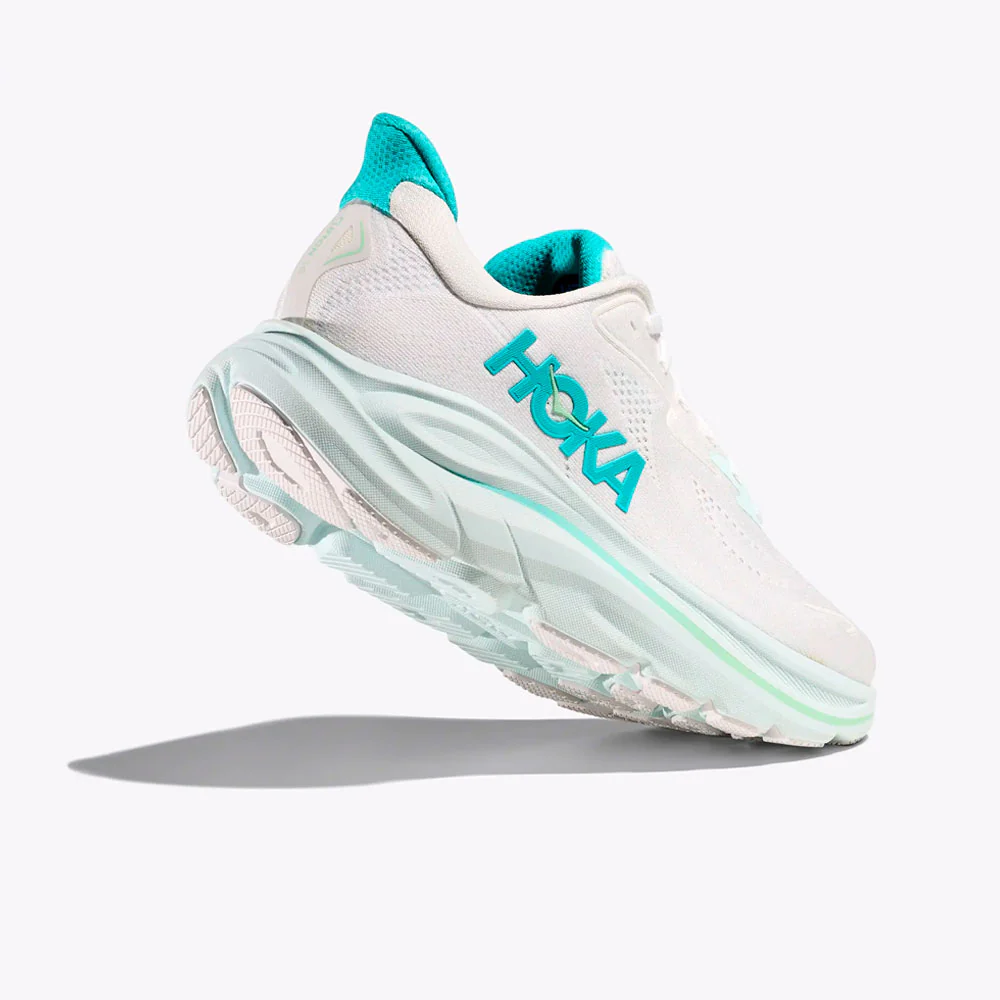 ZAPATILLAS HOKA CLIFTON 10 MUJER - White / Cielo Blue - Image 2