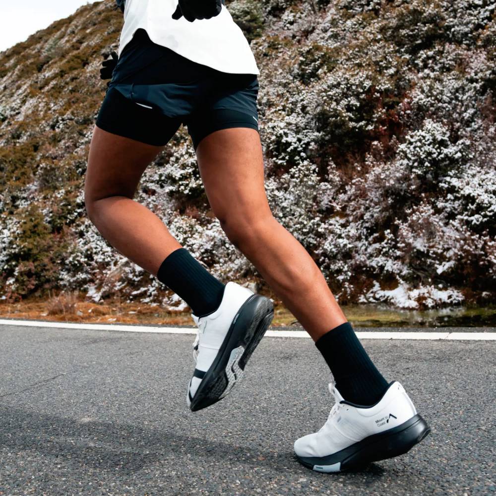 ZAPATILLAS MOUNT TO COAST R1 - White / Black - Image 9